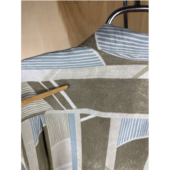 Tommy Bahama Shirt Mens Large Button Up Silk - Picture 2 of 9